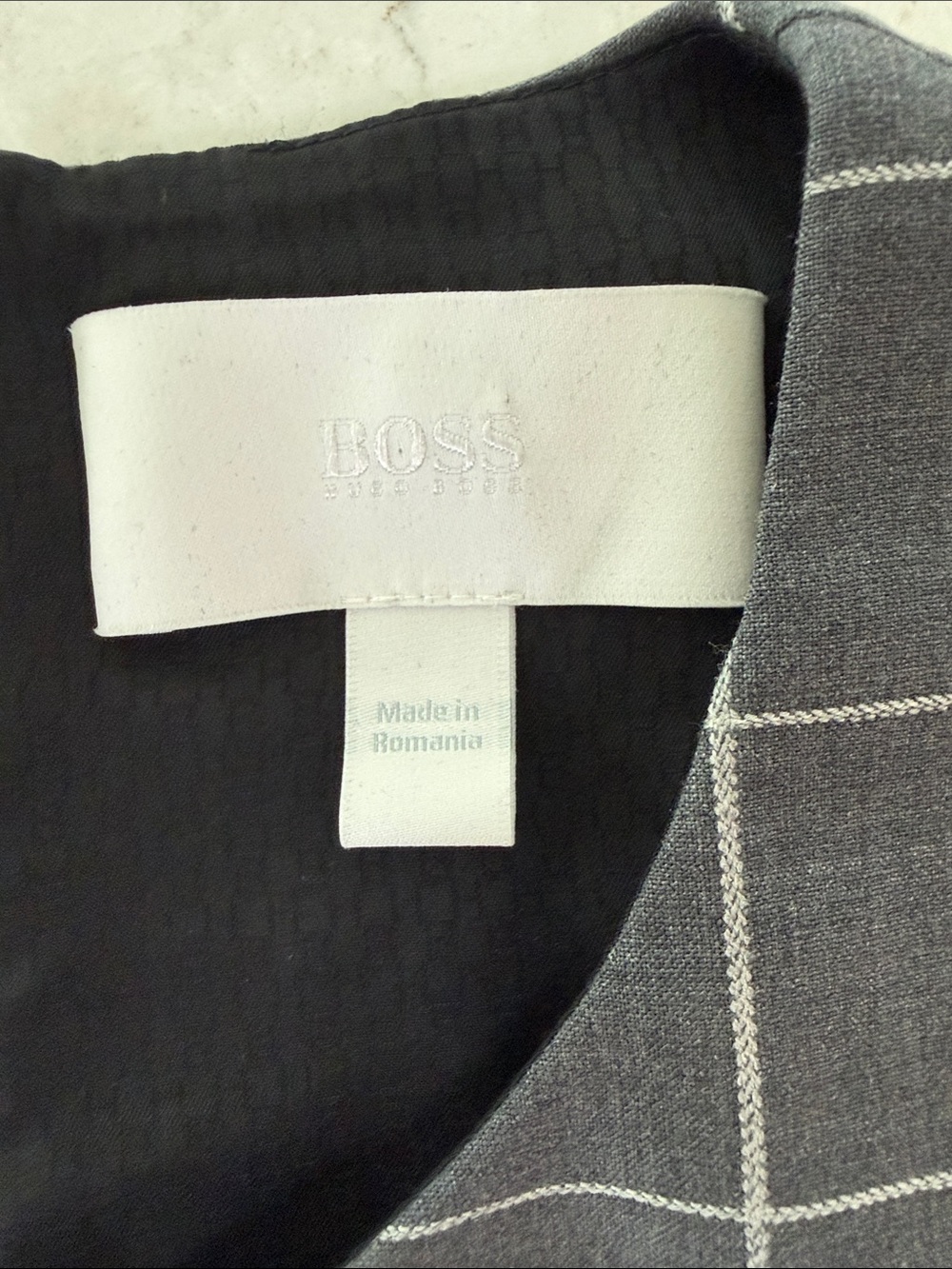 BOSS Hugo Boss Grey Windowpane 2-Piece Suit Set Dress & Blazer Size US 10 / FR - Picture 2 of 13
